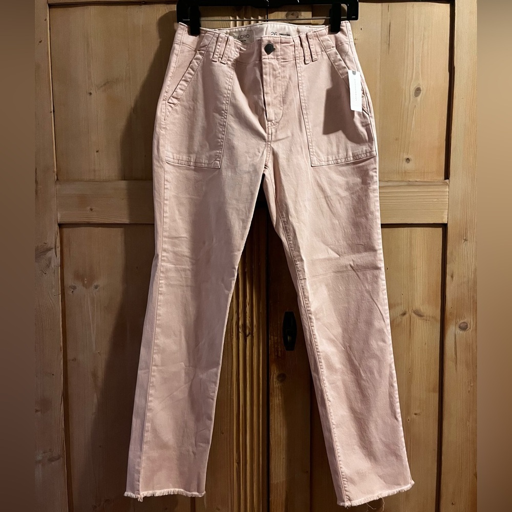 NWT. Pale pink cotton workman style pants. size 26